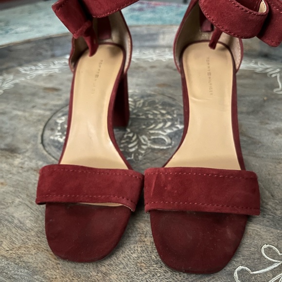 Tommy Hilfiger block sandal, burgundy - Picture 2 of 4